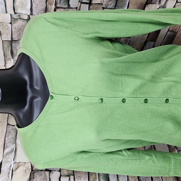 Ann Taylor Factory Store Lime Green Button Front Cardigan - Medium - Picture 4 of 7